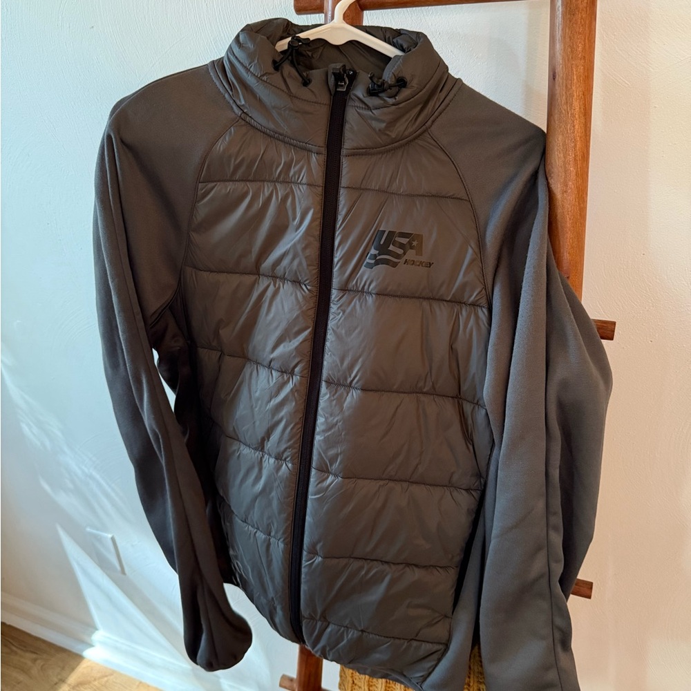 Men's Quilted Hooded Hybrid Jacket in Charcoal